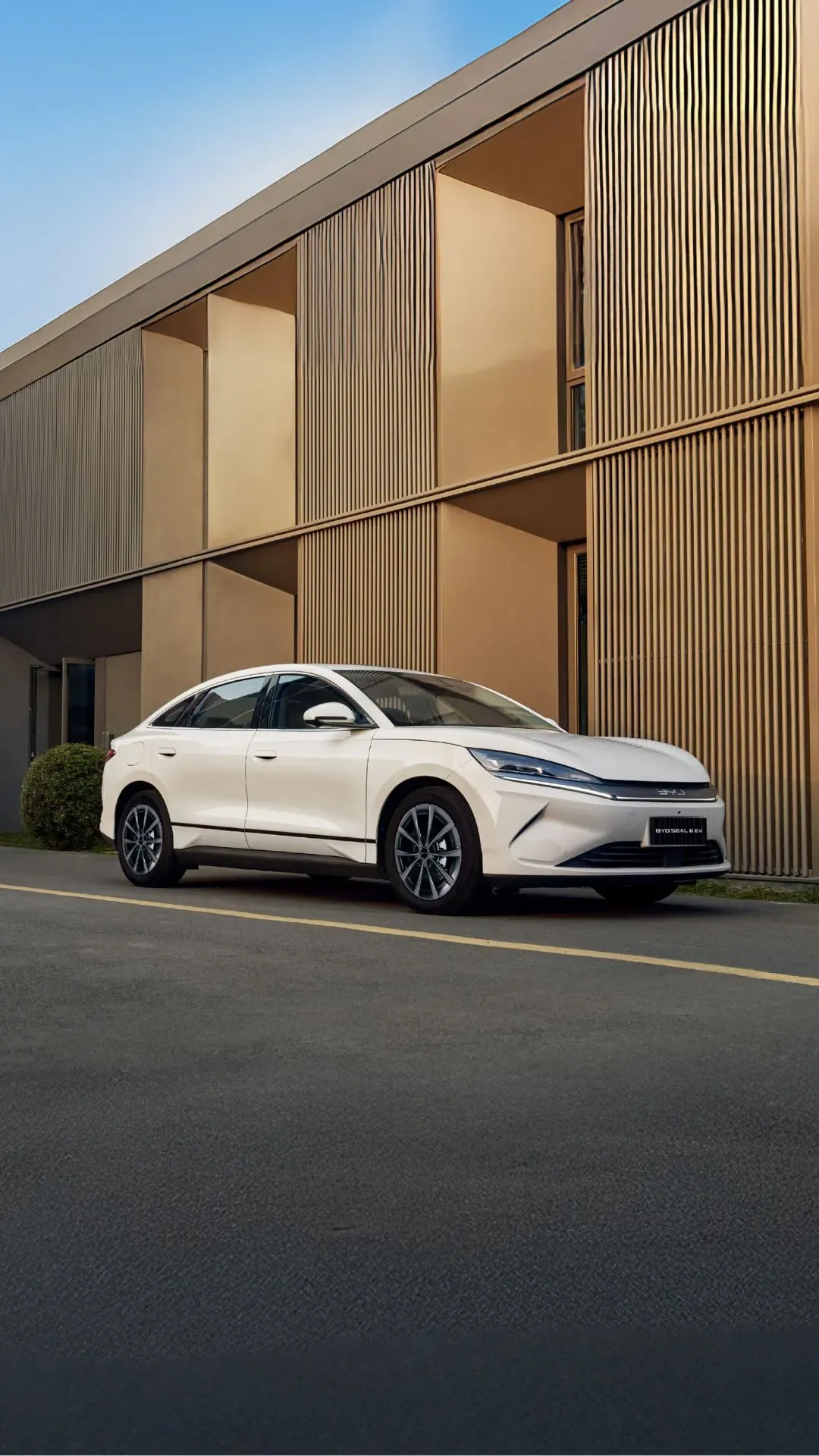 BYD SEAL 6