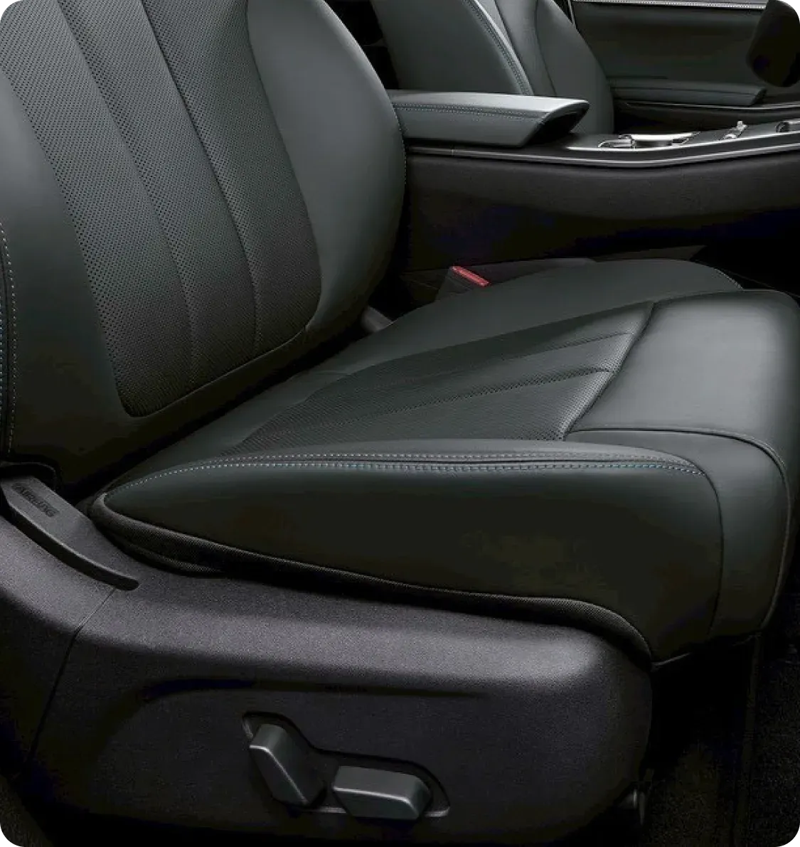 BYD SEALION 5 DM-i เบาะนั่งและพื้นที่ห้องโดยสาร