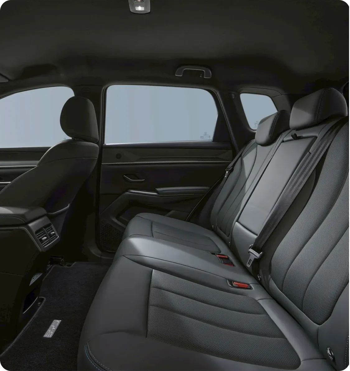 BYD SEALION 5 DM-i ห้องโดยสารอีกมุมมองหนึ่ง